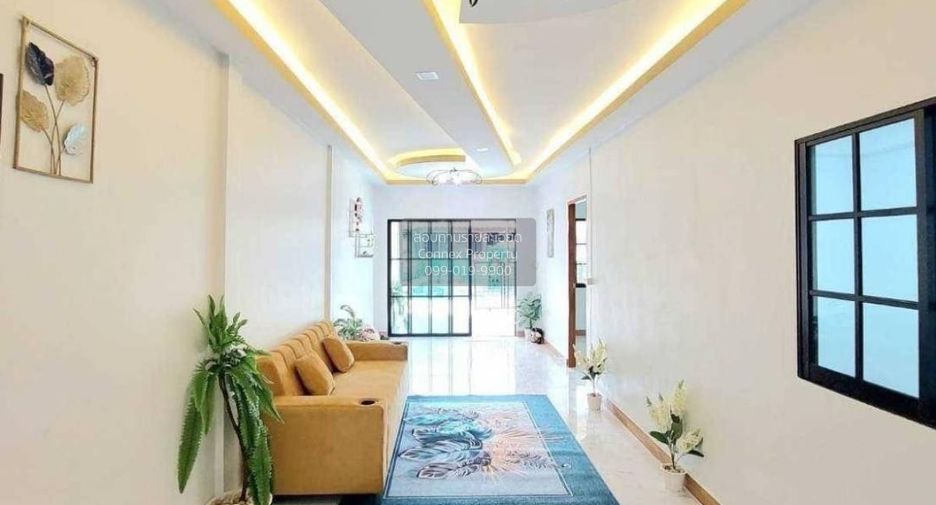 Reihenhaus zum Kauf mit 1 Zimmer in Khlong Sam Wa, Bangkok