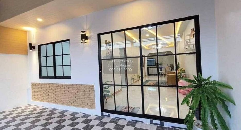 Reihenhaus zum Kauf mit 1 Zimmer in Khlong Sam Wa, Bangkok