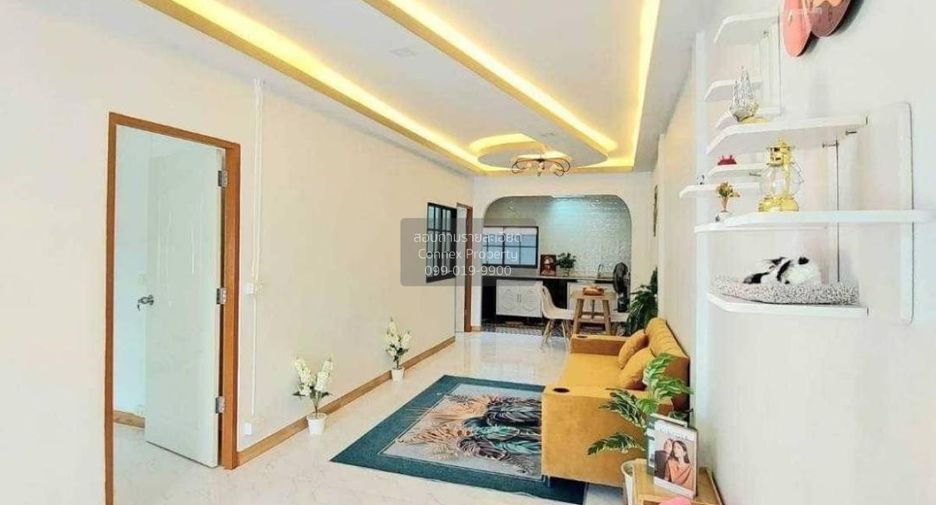 Reihenhaus zum Kauf mit 1 Zimmer in Khlong Sam Wa, Bangkok