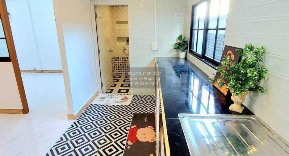 Reihenhaus zum Kauf mit 1 Zimmer in Khlong Sam Wa, Bangkok