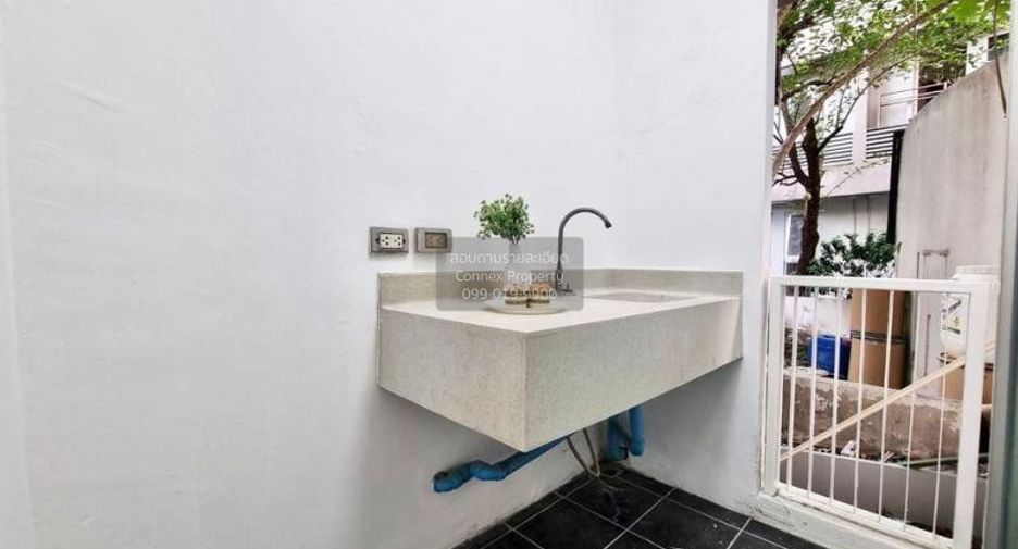 For sale 1 Beds condo in Suan Luang, Bangkok
