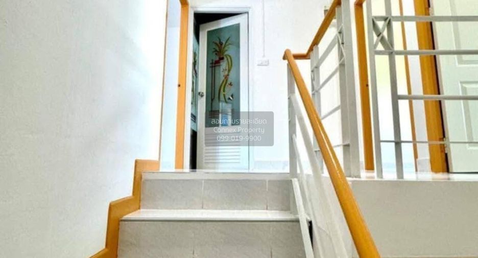 For sale 4 bedrooms townhouse in Thanyaburi, Pathum Thani