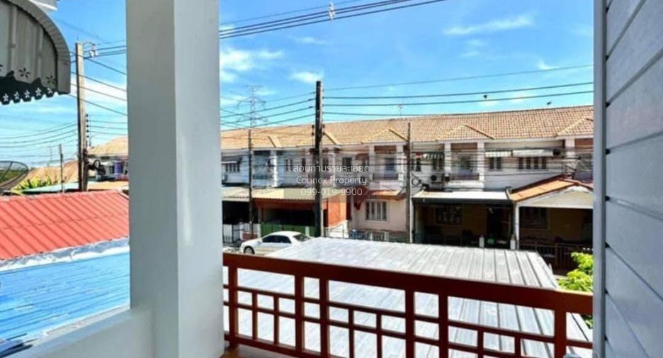 For sale 4 bedrooms townhouse in Thanyaburi, Pathum Thani
