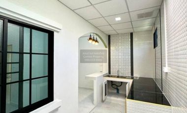 For sale 4 bedrooms townhouse in Thanyaburi, Pathum Thani