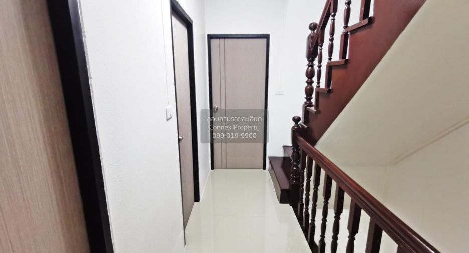 For sale 4 bedrooms townhouse in Nong Khaem, Bangkok