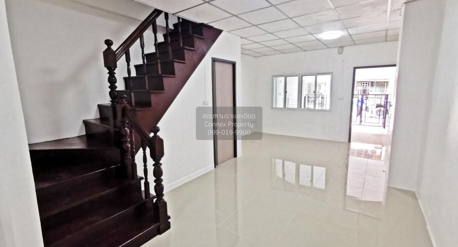 For sale 4 bedrooms townhouse in Nong Khaem, Bangkok
