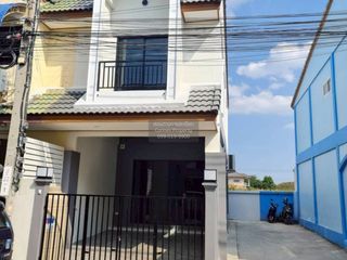 For sale 2 bedrooms townhouse in Bang Kruai, Nonthaburi