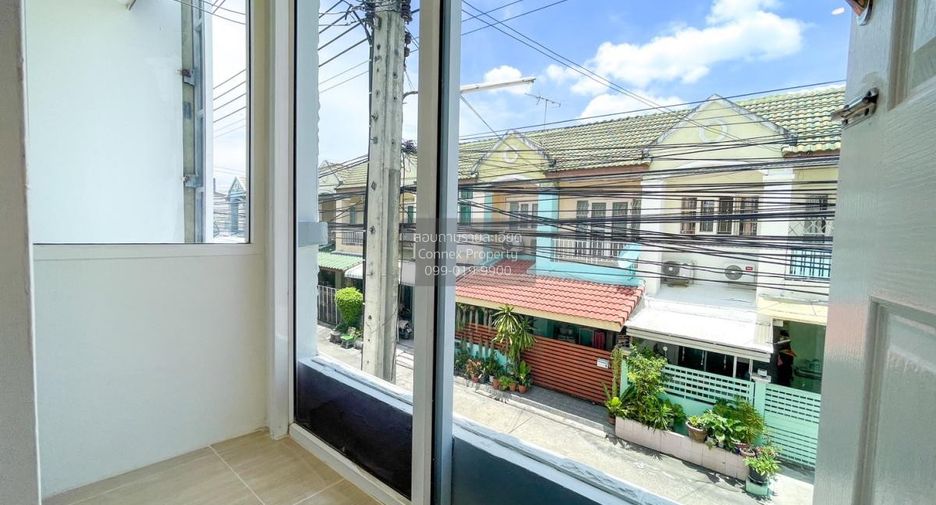 For sale 3 bedrooms townhouse in Bang Kruai, Nonthaburi