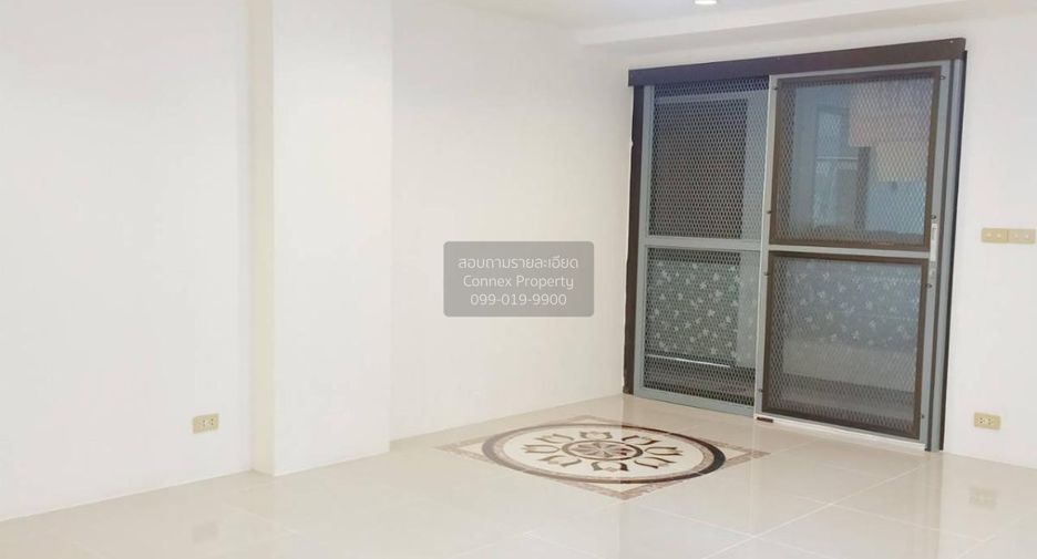 For sale 2 bedrooms condo in Bang Na, Bangkok