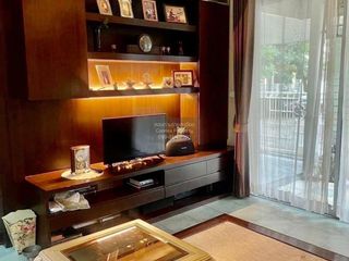Casa en venta de 3 habitaciones en Phra Khanong, Bangkok