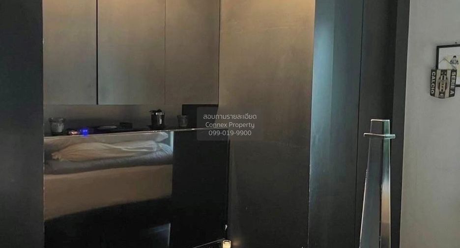 Casa en venta de 3 habitaciones en Phra Khanong, Bangkok