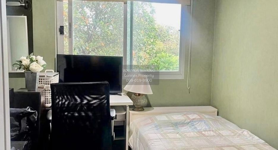 Casa en venta de 3 habitaciones en Phra Khanong, Bangkok