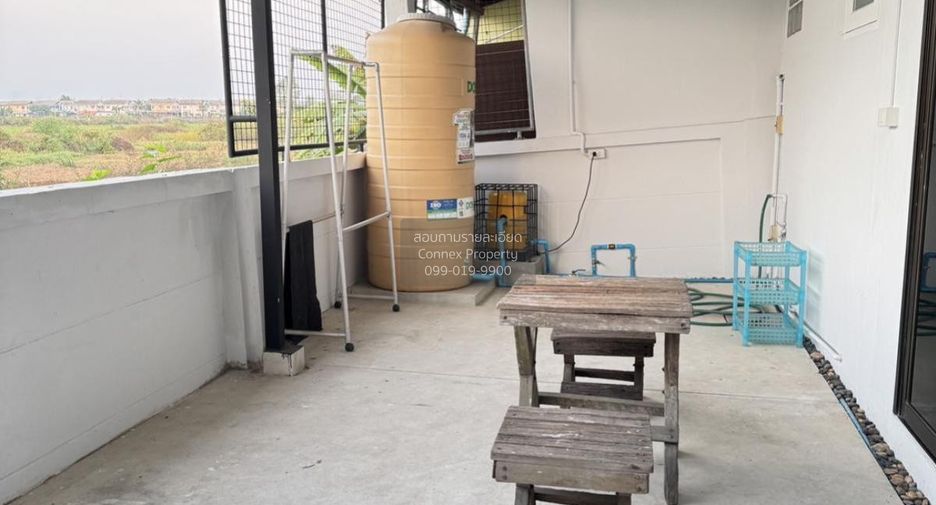 For sale 3 bedrooms townhouse in Lam Luk Ka, Pathum Thani