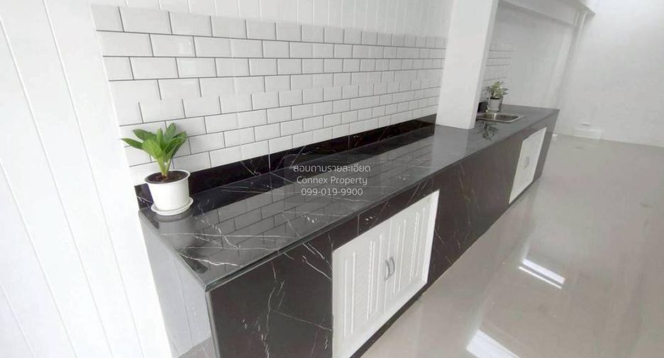 For sale 4 bedrooms house in Bang Bua Thong, Nonthaburi
