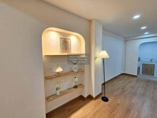 À vendre 2 chambres maison de ville à Phra Khanong, Bangkok