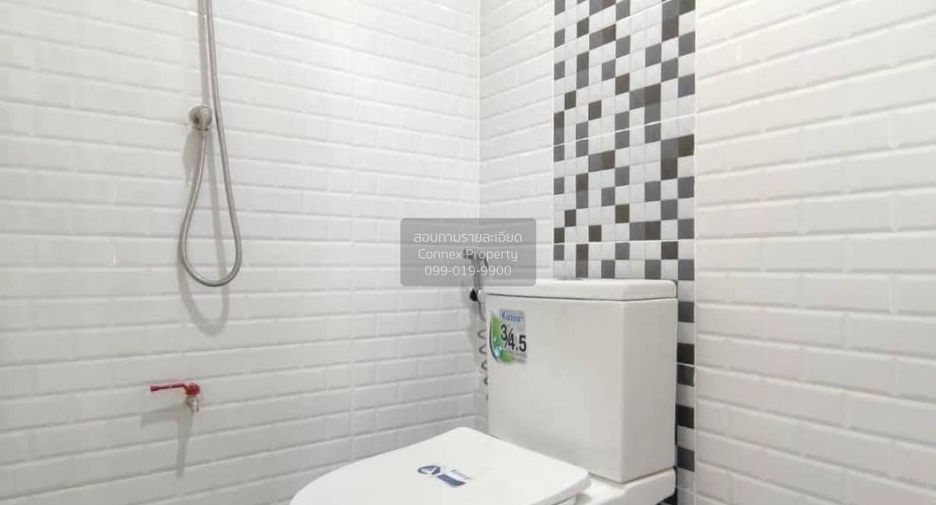 For sale 2 ベッドルーム townhouse in Krathum Baen, Samut Sakhon