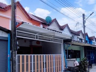 For sale 2 ベッドルーム townhouse in Krathum Baen, Samut Sakhon
