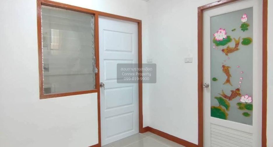 For sale 2 ベッドルーム townhouse in Krathum Baen, Samut Sakhon
