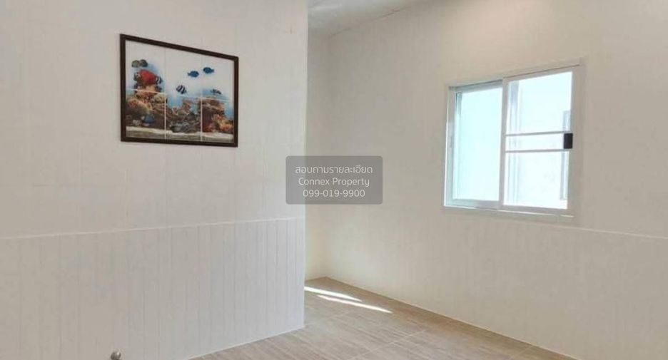 For sale 3 bedrooms townhouse in Mueang Samut Sakhon, Samut Sakhon