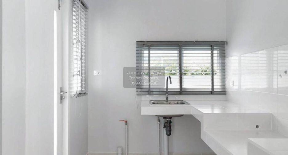For sale 3 bedrooms house in Khlong Luang, Pathum Thani