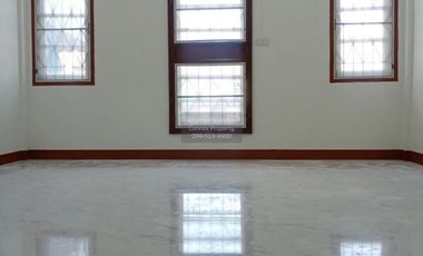 For sale 3 bedrooms townhouse in Nong Khaem, Bangkok