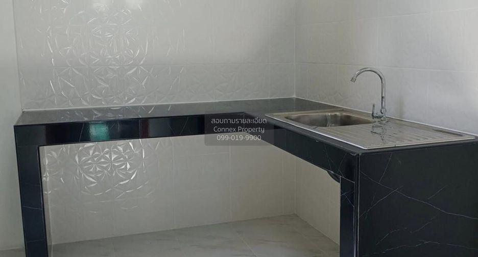 For sale 3 bedrooms townhouse in Nong Khaem, Bangkok