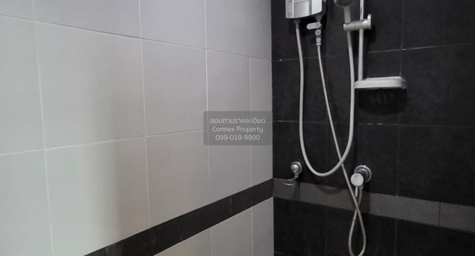 Продажа 2 спальни кондо в Ратчатхещи, Бангкок