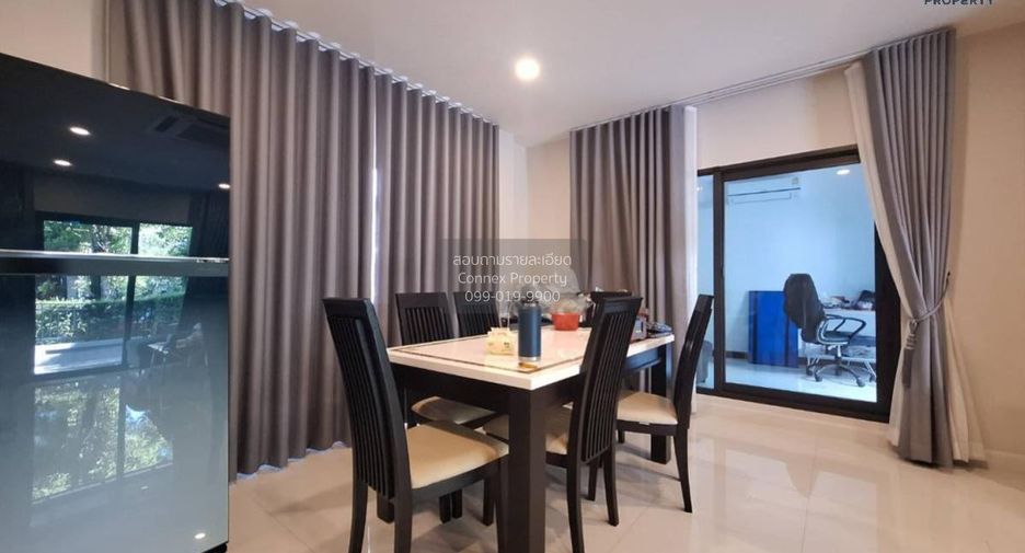 For sale 4 bedrooms house in Mueang Nonthaburi, Nonthaburi