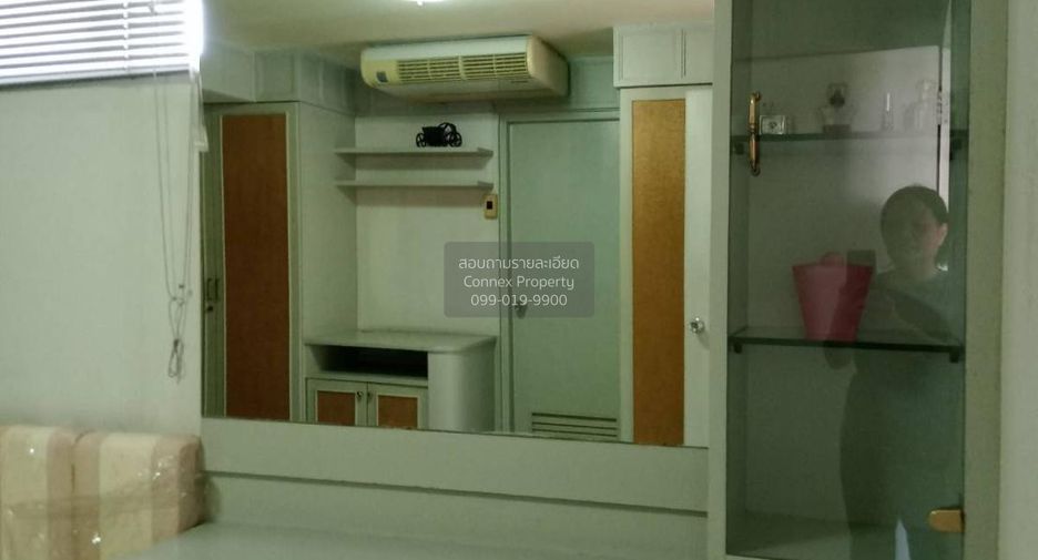 For sale 1 bed condo in Bang Kapi, Bangkok