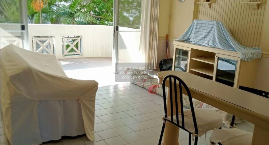 For sale 1 bed condo in Bang Kapi, Bangkok