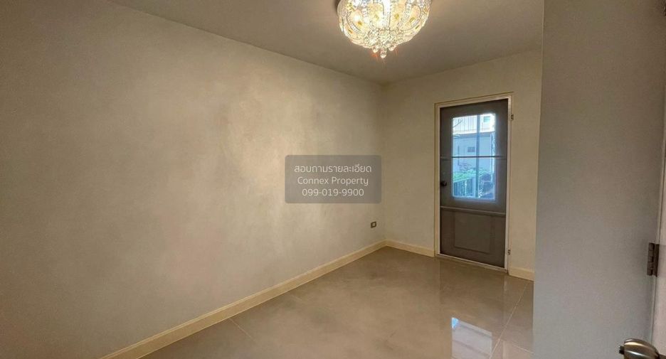 For sale 4 bedrooms house in Mueang Nonthaburi, Nonthaburi