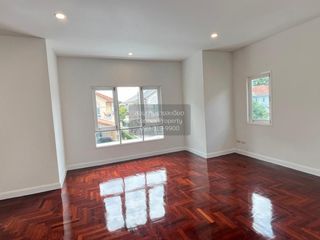 Casa en venta de 4 habitaciones en Mueang Pathum Thani, Pathum Thani