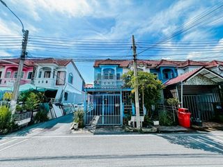 For sale 2 bedrooms townhouse in Sai Noi, Nonthaburi