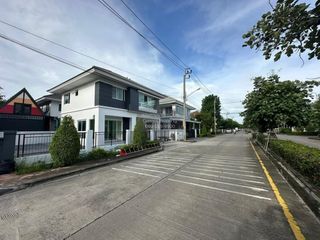 Casa en venta de 3 habitaciones en Bang Yai, Nonthaburi
