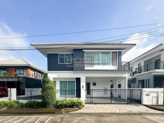 Casa en venta de 3 habitaciones en Bang Yai, Nonthaburi