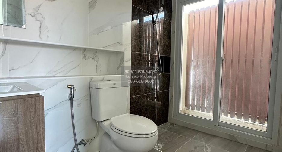 Casa en venta de 4 habitaciones en Nong Chok, Bangkok