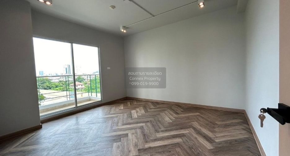 For sale 2 bedrooms condo in Prawet, Bangkok