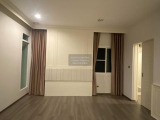 For sale 4 bedrooms house in Mueang Nonthaburi, Nonthaburi
