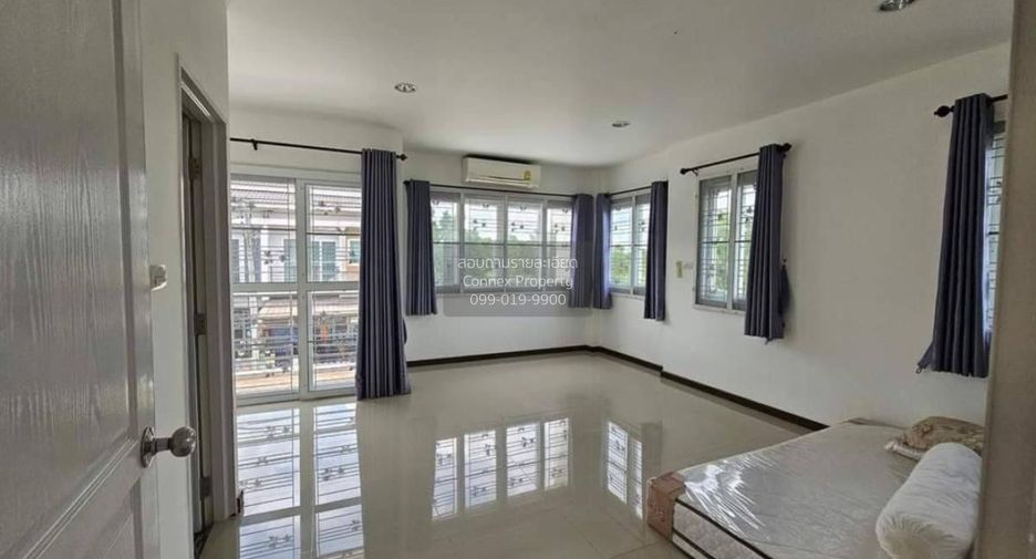 For sale 4 bedrooms townhouse in Thanyaburi, Pathum Thani