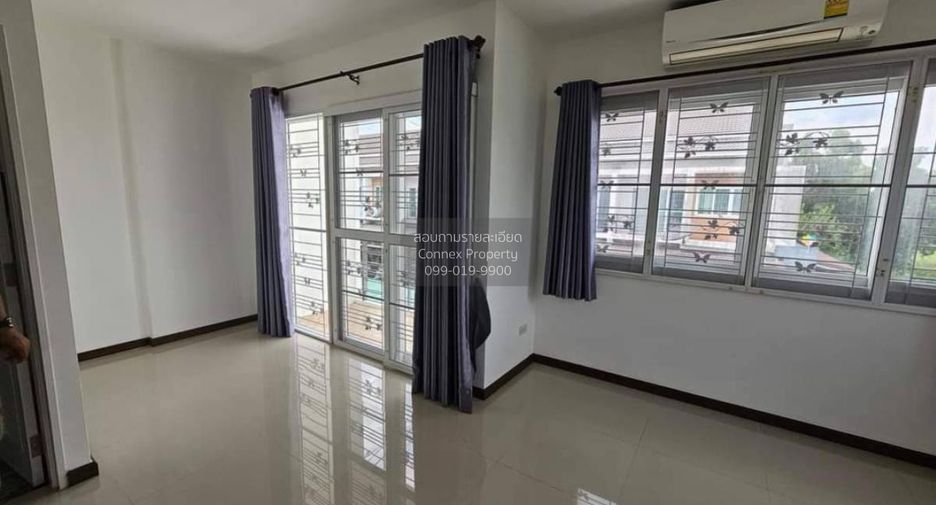 For sale 4 bedrooms townhouse in Thanyaburi, Pathum Thani