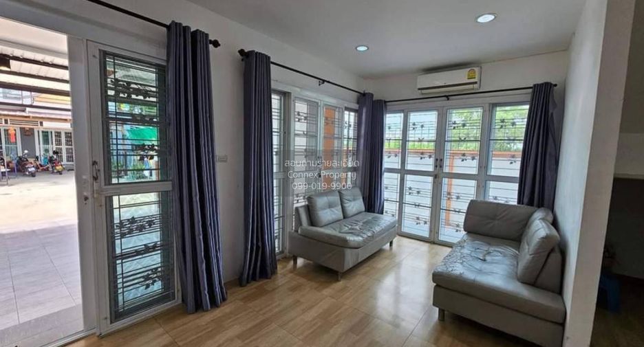 For sale 4 bedrooms townhouse in Thanyaburi, Pathum Thani