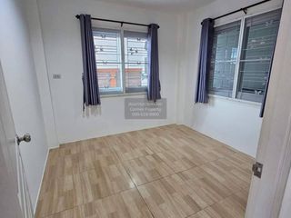 For sale 4 bedrooms townhouse in Thanyaburi, Pathum Thani
