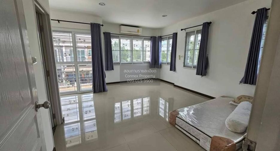For sale 4 bedrooms townhouse in Thanyaburi, Pathum Thani