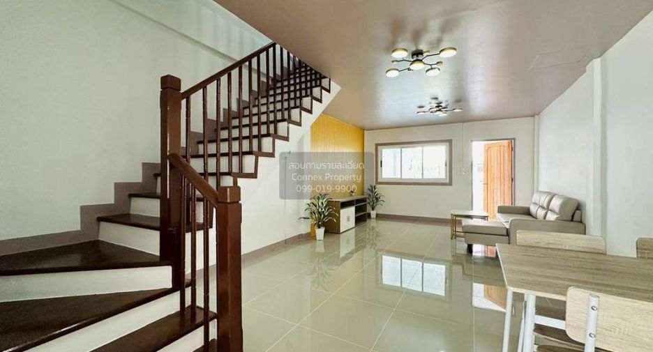 For sale 3 bedrooms townhouse in Sai Noi, Nonthaburi