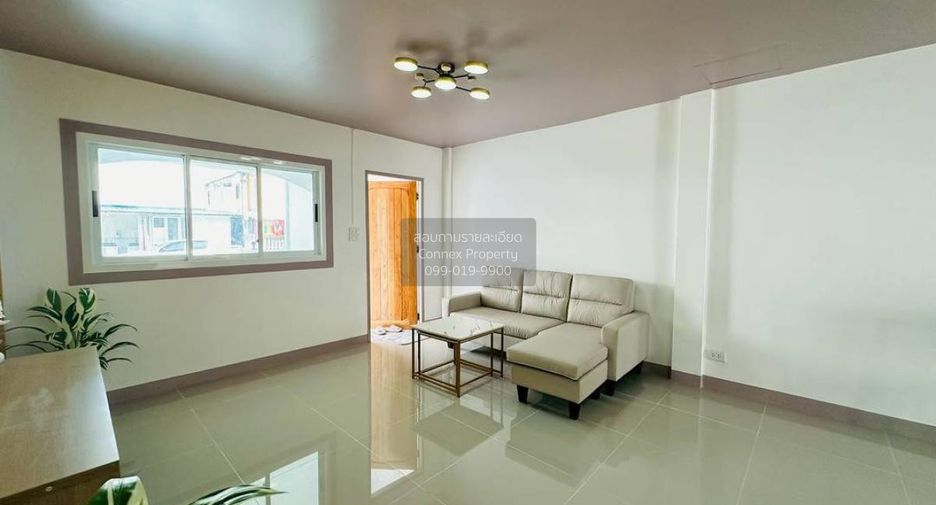 For sale 3 bedrooms townhouse in Sai Noi, Nonthaburi