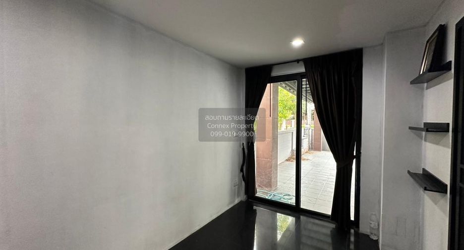 Casa en venta de 4 habitaciones en Mueang Pathum Thani, Pathum Thani
