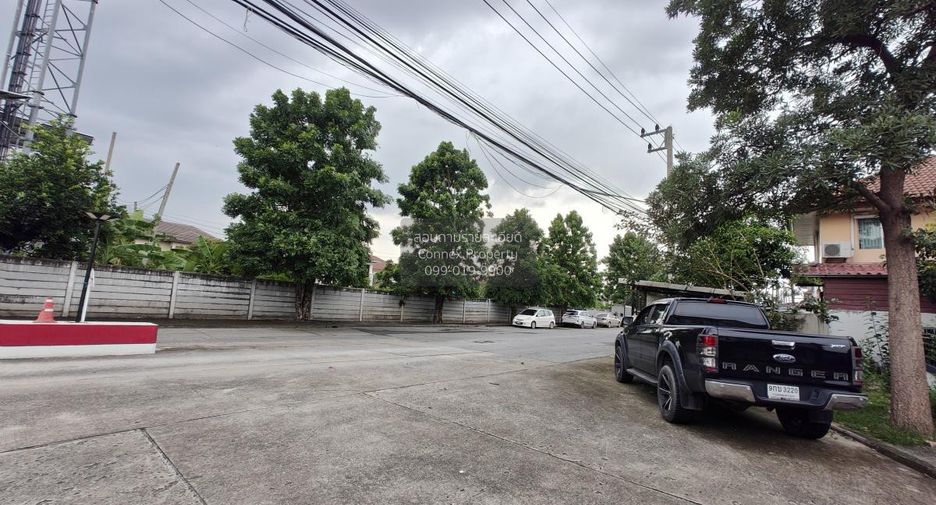 For sale 3 bedrooms townhouse in Thanyaburi, Pathum Thani