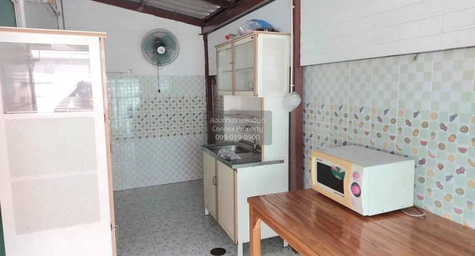 For sale 3 bedrooms townhouse in Sam Phran, Nakhon Pathom