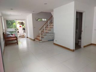 For sale 3 bedrooms townhouse in Sam Phran, Nakhon Pathom