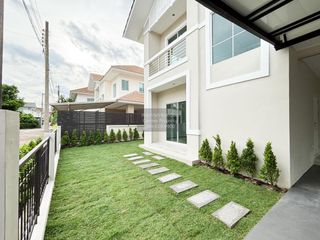 Casa en venta de 3 habitaciones en Bang Khen, Bangkok